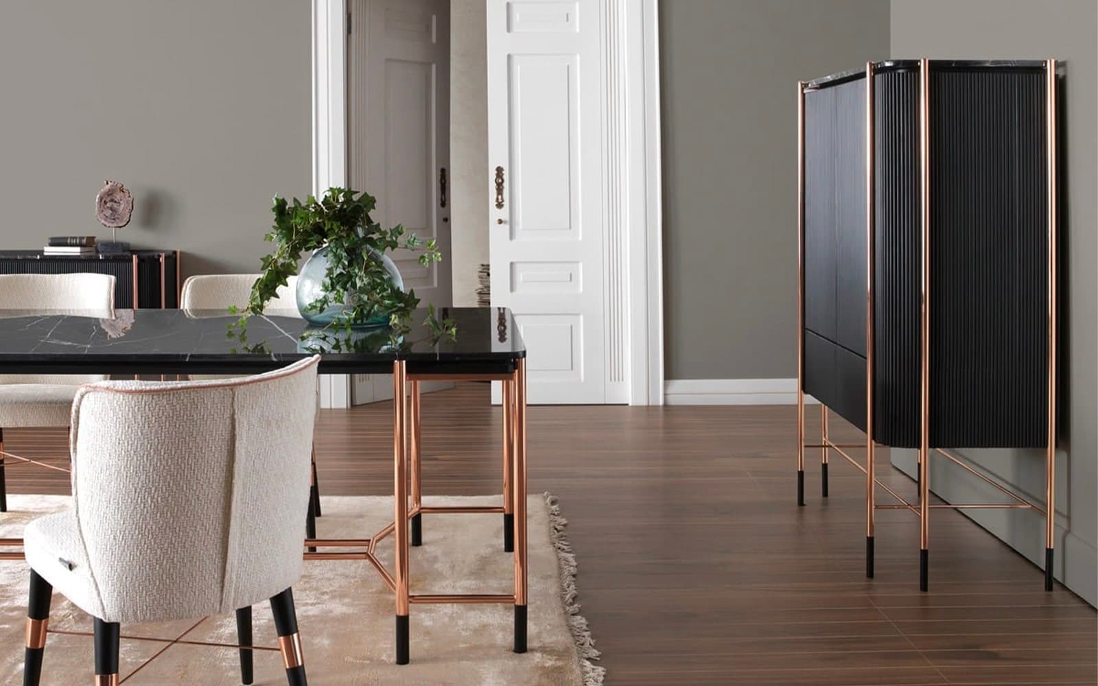 Bufet Înalt Calista, Negru-Rose Gold, L 104 x A 50 x H 150 cm