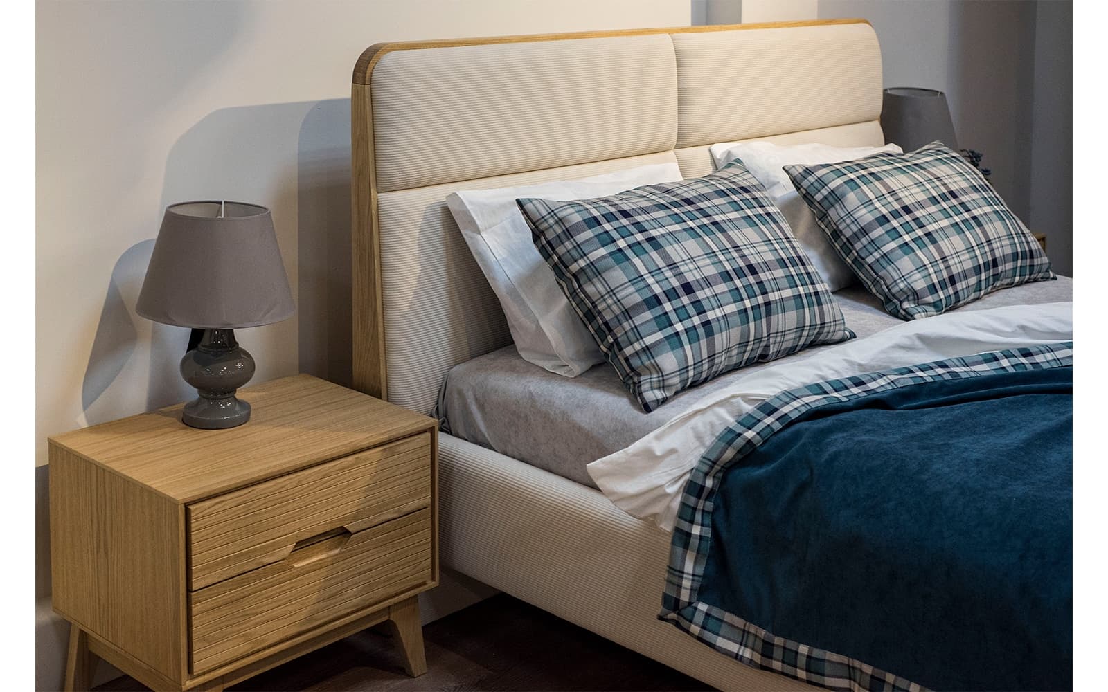 mobilier lemn masiv 0075 dsc 8112