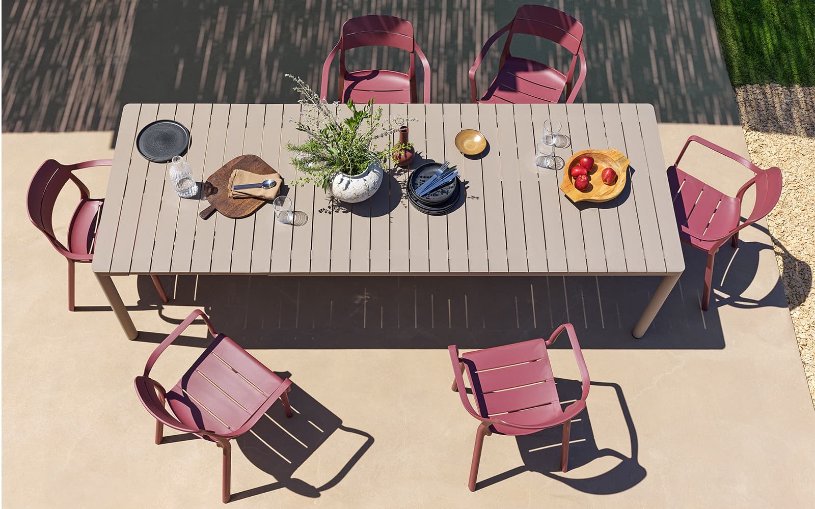 Set masa exterior Tevere / Casia