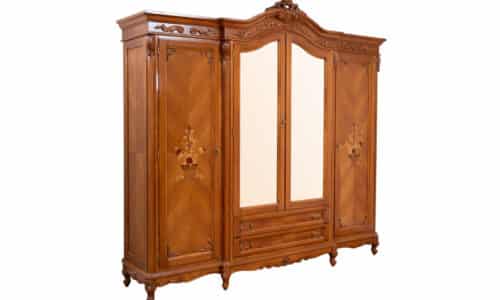 dulap din lemn masiv