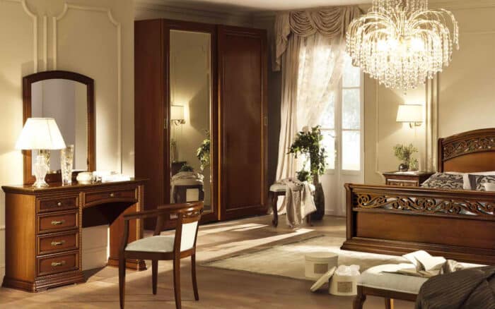 dulap din lemn masiv