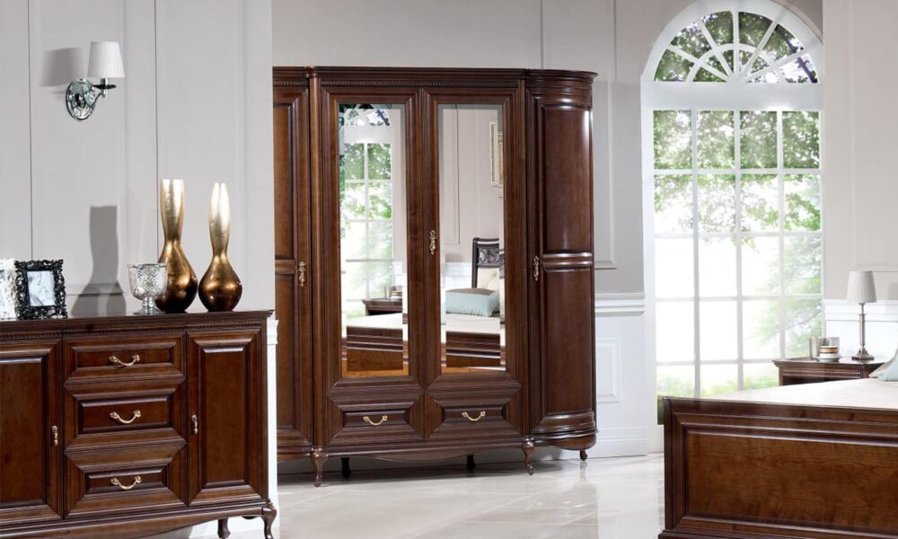 dulap din lemn masiv