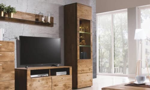 mobila din lemn masiv