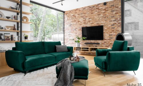 mobila din lemn masiv