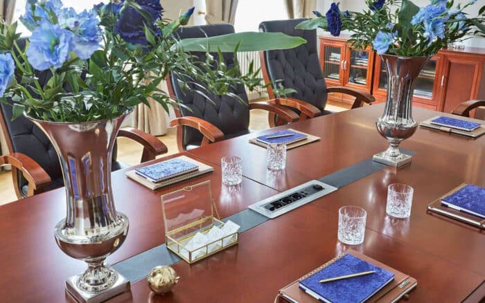 Masa conferința Toronto, Multiple dimensiuni - imagine 4