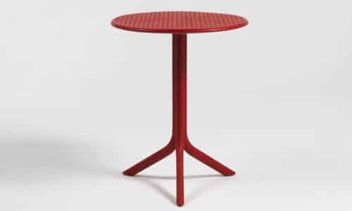 mobilier din lemn masiv