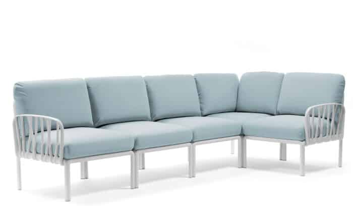 mobilier din lemn masiv