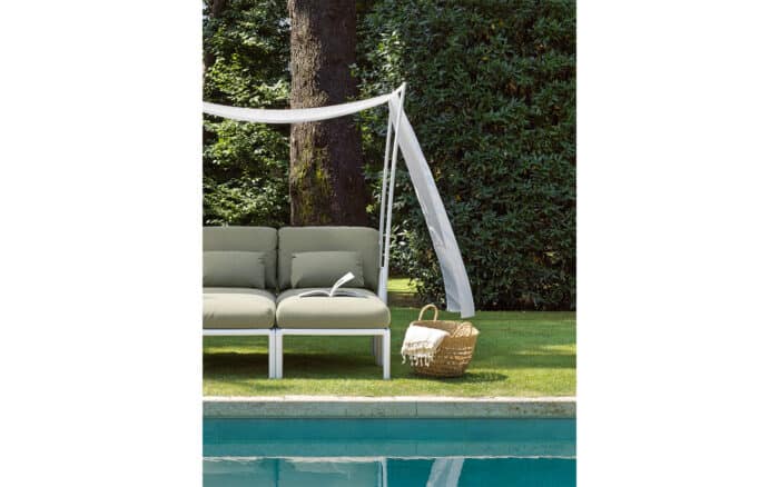 mobilier din lemn masiv