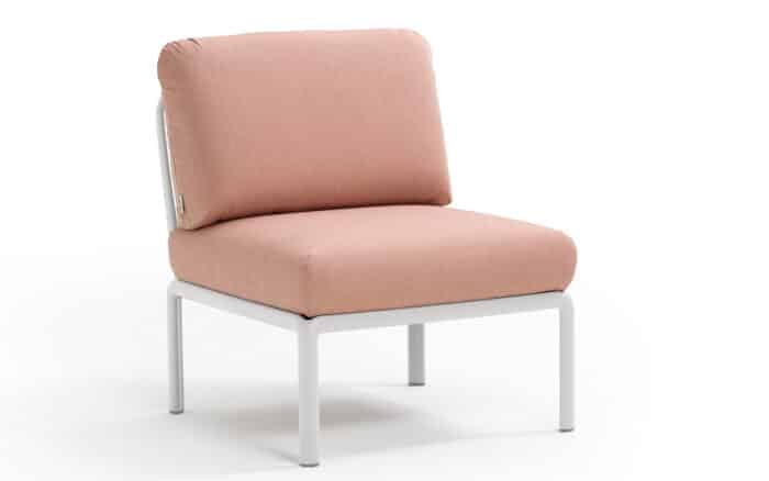 mobilier din lemn masiv
