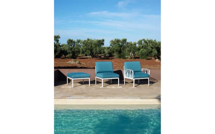 mobilier din lemn masiv