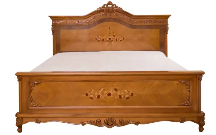 Pat Isadora Netapitat, Lemn Masiv, cu Intarsie